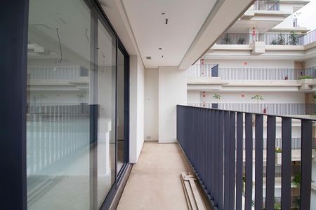 Apartamento à venda com 156m², 1 quarto e 2 vagas Apartamento à venda com 156m², 1 quarto e 2 vagasVaranda da Sala