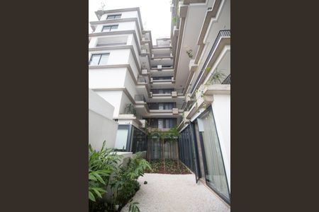 Apartamento à venda com 156m², 1 quarto e 2 vagas Apartamento à venda com 156m², 1 quarto e 2 vagasFachada