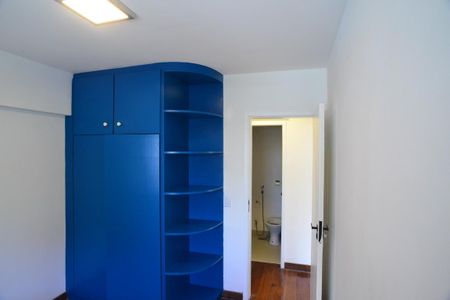 Quarto de apartamento à venda com 2 quartos, 83m² em Barra da Tijuca, Rio de Janeiro