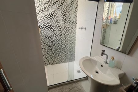 Apartamento à venda com 140m², 3 quartos e 2 vagas Apartamento à venda com 140m², 3 quartos e 2 vagasBanheiro Social