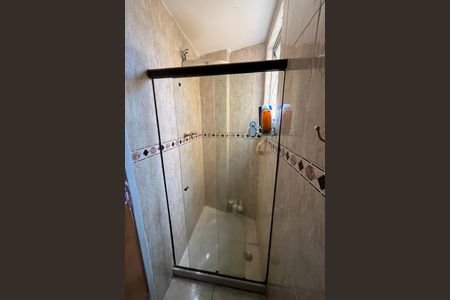 Apartamento à venda com 140m², 3 quartos e 2 vagas Apartamento à venda com 140m², 3 quartos e 2 vagasBanheiro da Suíte