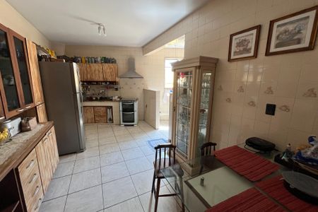 Apartamento à venda com 140m², 3 quartos e 2 vagas Apartamento à venda com 140m², 3 quartos e 2 vagasCozinha