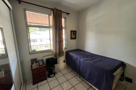 Apartamento à venda com 140m², 3 quartos e 2 vagas Apartamento à venda com 140m², 3 quartos e 2 vagasQuarto 1