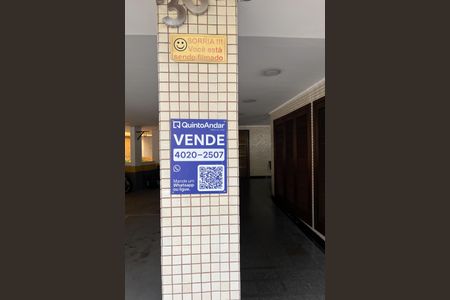 Apartamento à venda com 140m², 3 quartos e 2 vagas Apartamento à venda com 140m², 3 quartos e 2 vagasPlaquinha