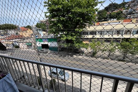 Apartamento à venda com 140m², 3 quartos e 2 vagas Apartamento à venda com 140m², 3 quartos e 2 vagasVaranda