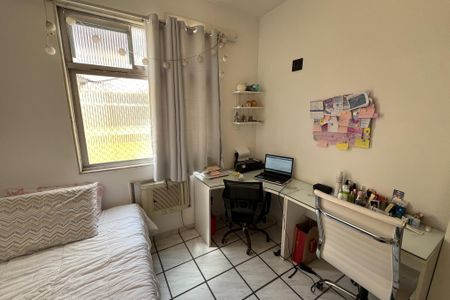 Apartamento à venda com 140m², 3 quartos e 2 vagas Apartamento à venda com 140m², 3 quartos e 2 vagasQuarto 2