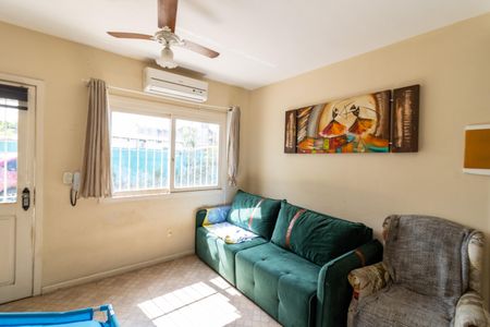 Sala de casa de condomínio à venda com 4 quartos, 124m² em Tristeza, Porto Alegre