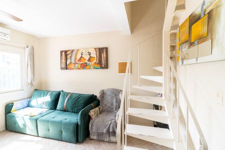 Sala de casa de condomínio à venda com 4 quartos, 124m² em Tristeza, Porto Alegre