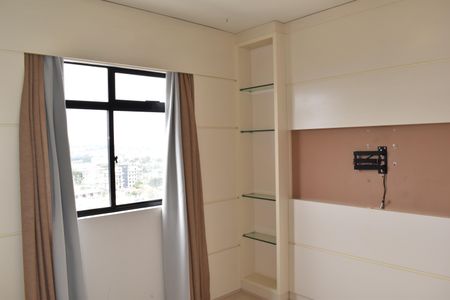 Quarto  de apartamento para alugar com 2 quartos, 87m² em Boa Vista, Curitiba