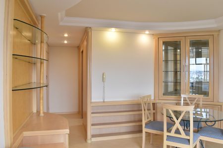 Sala de apartamento para alugar com 2 quartos, 87m² em Boa Vista, Curitiba