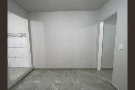 Sala de casa para alugar com 1 quarto, 60m² em Jardim das Vertentes, São Paulo