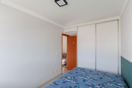 Apartamento à venda com 54m², 2 quartos e 1 vagaQuarto 2
