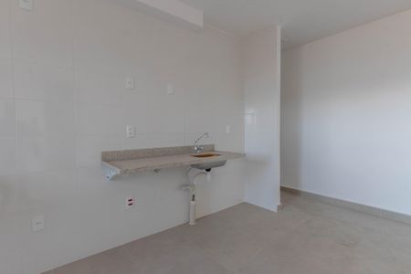 Cozinha de apartamento à venda com 3 quartos, 73m² em Estoril, Belo Horizonte