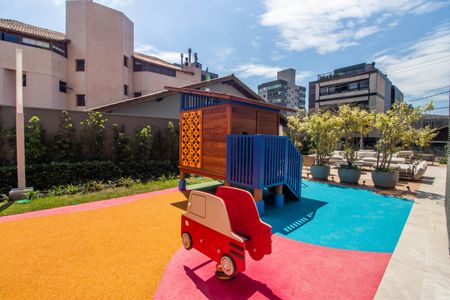 Apartamento à venda com 93m², 3 quartos e 2 vagas Apartamento à venda com 93m², 3 quartos e 2 vagasÁrea comum - Brinquedoteca