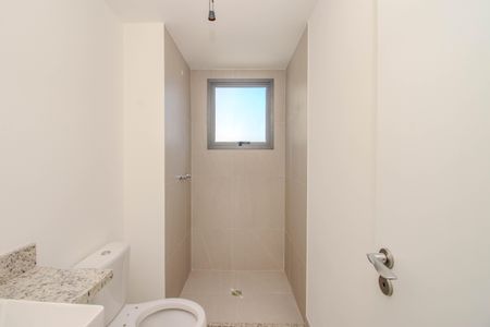 Apartamento à venda com 93m², 3 quartos e 2 vagas Apartamento à venda com 93m², 3 quartos e 2 vagasBanheiro da Suíte