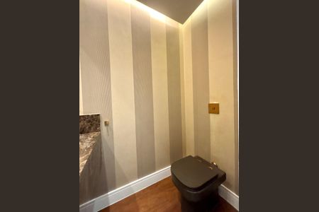 Casa à venda com 180m², 3 quartos e 1 vaga Casa à venda com 180m², 3 quartos e 1 vagaLavabo 2