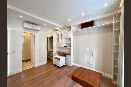 Casa à venda com 180m², 3 quartos e 1 vaga Casa à venda com 180m², 3 quartos e 1 vagaSuíte