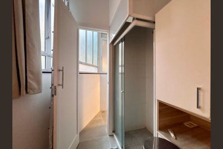 Casa à venda com 180m², 3 quartos e 1 vaga Casa à venda com 180m², 3 quartos e 1 vagaÁrea de serviço