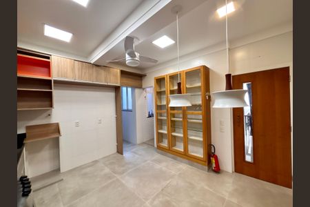 Casa à venda com 180m², 3 quartos e 1 vaga Casa à venda com 180m², 3 quartos e 1 vagaCozinha