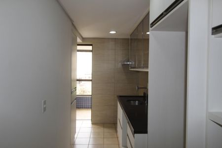 Apartamento à venda com 82m², 2 quartos e 2 vagasCozinha