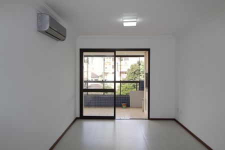 Sala de apartamento à venda com 2 quartos, 82m² em Higienópolis, Porto Alegre