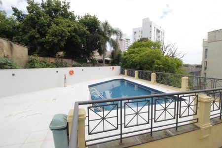 Apartamento à venda com 82m², 2 quartos e 2 vagasÁrea comum - Piscina