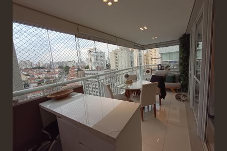 Apartamento à venda com 68m², 2 quartos e 1 vaga Apartamento à venda com 68m², 2 quartos e 1 vagaÁrea gourmet