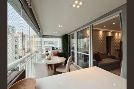 Apartamento à venda com 68m², 2 quartos e 1 vaga Apartamento à venda com 68m², 2 quartos e 1 vagaÁrea gourmet