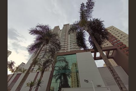 Apartamento à venda com 68m², 2 quartos e 1 vaga Apartamento à venda com 68m², 2 quartos e 1 vagaFachada