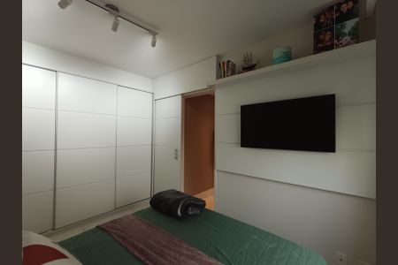 Apartamento à venda com 68m², 2 quartos e 1 vaga Apartamento à venda com 68m², 2 quartos e 1 vagaSuíte