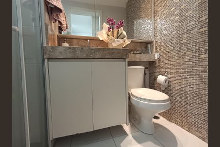 Apartamento à venda com 68m², 2 quartos e 1 vaga Apartamento à venda com 68m², 2 quartos e 1 vagaBanheiro da Suíte