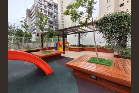 Apartamento à venda com 68m², 2 quartos e 1 vaga Apartamento à venda com 68m², 2 quartos e 1 vagaÁrea comum - Playground