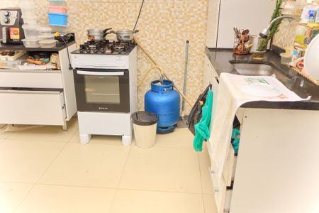 Cozinha de apartamento para alugar com 2 quartos, 72m² em Mussurunga, Salvador