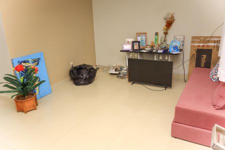 Sala  de apartamento para alugar com 2 quartos, 72m² em Mussurunga, Salvador