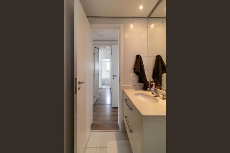 Apartamento à venda com 117m², 3 quartos e 2 vagasBanheiro Social