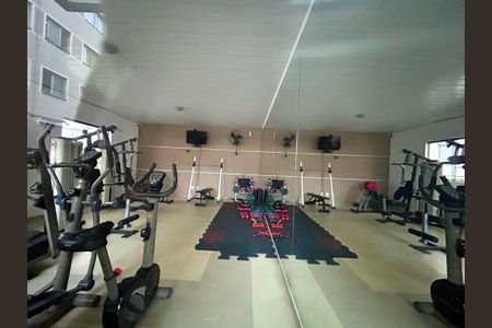 Apartamento à venda com 43m², 2 quartos e 1 vaga Apartamento à venda com 43m², 2 quartos e 1 vagaÁrea comum - Academia