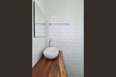 Apartamento à venda com 110m², 3 quartos e 1 vaga Apartamento à venda com 110m², 3 quartos e 1 vagaBanheiro da Suíte 1