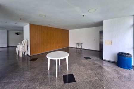 Apartamento à venda com 110m², 3 quartos e 1 vaga Apartamento à venda com 110m², 3 quartos e 1 vagaÁrea comum