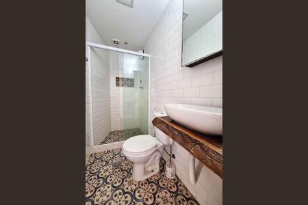 Apartamento à venda com 110m², 3 quartos e 1 vaga Apartamento à venda com 110m², 3 quartos e 1 vagaBanheiro Social