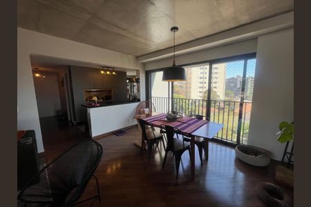 Apartamento à venda com 125m², 3 quartos e 2 vagasSala