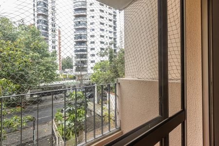 Varanda da Sala de apartamento à venda com 2 quartos, 61m² em Moema, São Paulo