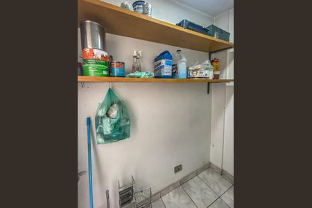 Apartamento à venda com 61m², 2 quartos e 1 vaga Apartamento à venda com 61m², 2 quartos e 1 vagaQuarto de Serviço