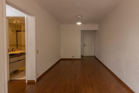 Sala de apartamento à venda com 2 quartos, 61m² em Moema, São Paulo