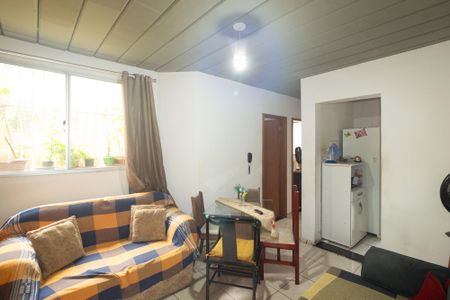 Sala de apartamento para alugar com 2 quartos, 45m² em Cosmos, Rio de Janeiro