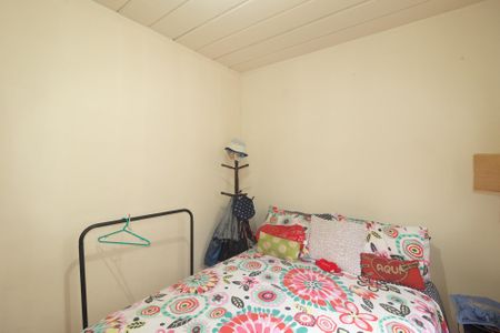 Quarto 1 de apartamento para alugar com 2 quartos, 45m² em Cosmos, Rio de Janeiro