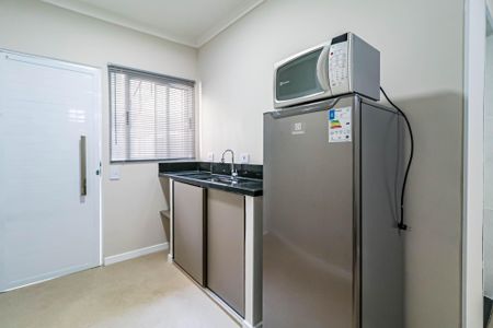 Cozinha de kitnet/studio para alugar com 1 quarto, 20m² em Vila Morse, São Paulo