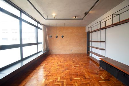 Apartamento para alugar com 2 quartos, 140m² em Moema, São Paulo