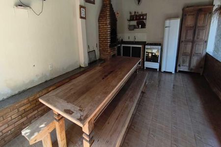 Casa à venda com 5 quartos, 380m² em São Bernardo, Belo Horizonte