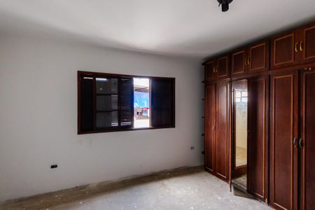 Casa à venda com 300m², 4 quartos e 4 vagas