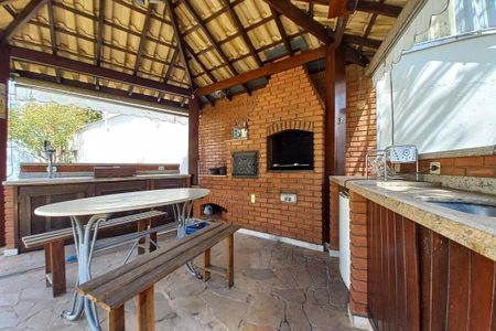 Casa para alugar com 480m², 3 quartos e 2 vagas Casa para alugar com 480m², 3 quartos e 2 vagasÁrea comum - Churrasqueira